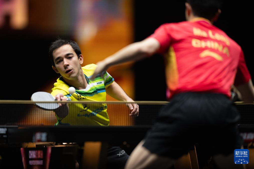 纵观历届亚 纵观历届亚