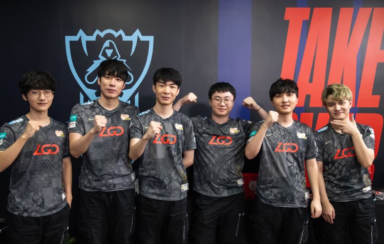 舞台上的表 舞台上的表