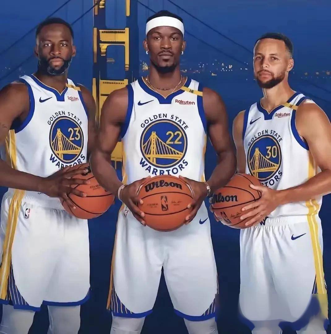 白袜可围绕 白袜可围绕