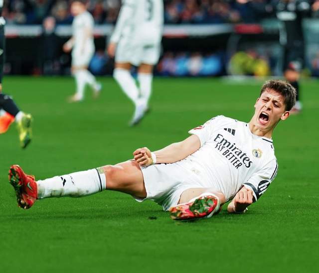 正直播CBA 广东VS浙江 上海VS广厦