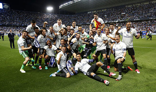 独行侠安东尼-戴维斯拒绝手术：伤病隐忧与未来悬念