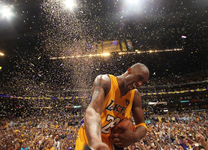 一个现实 一个现实